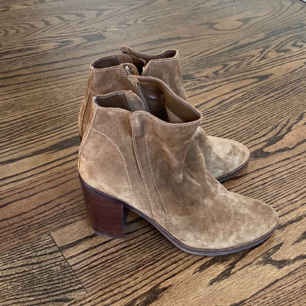 Dolce Vita Suede Ankle Booties - Size 9